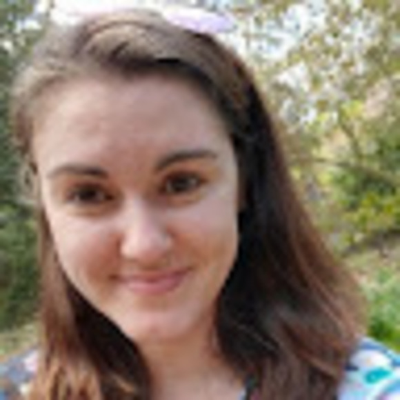 Meet your Posher, Jennie - Picture 1 of 1